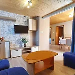 Edit - Biro Tours Nr 8 Apartment *