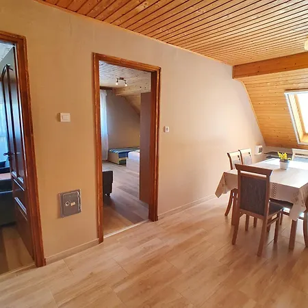 Apartment Edit - Biro Tours Nr 8 *