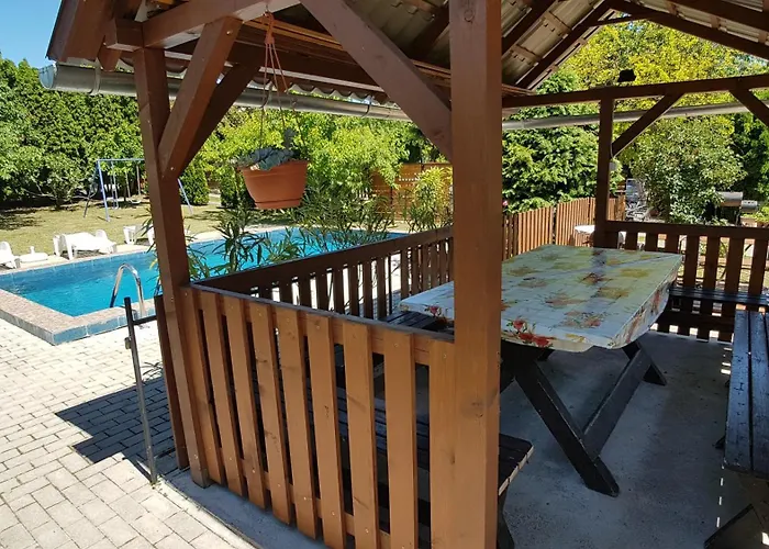 Edit - Biro Tours Nr 8 아파트 *