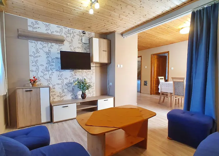 Edit - Biro Tours Nr 8 דירה *