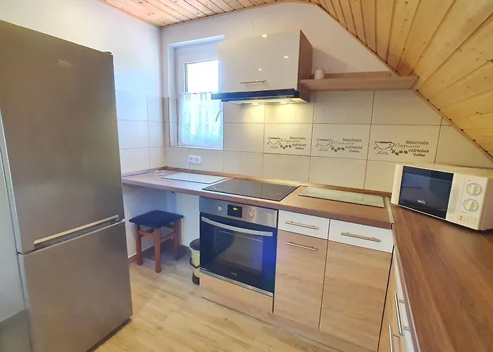 Edit - Biro Tours Nr 8 דירה פוניארצוושהג'