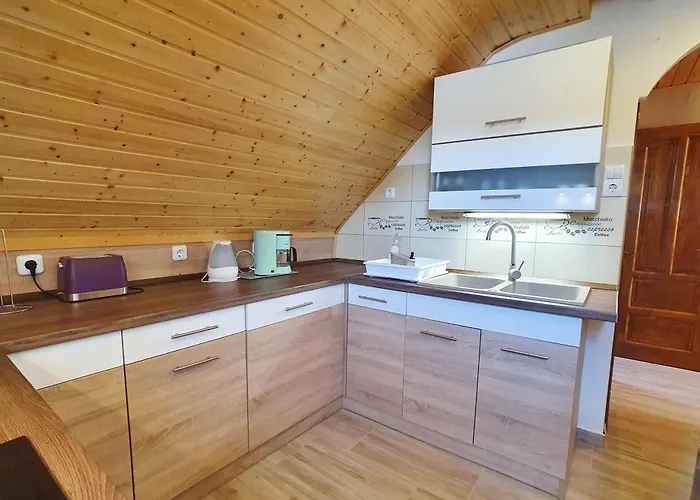 דירה Edit - Biro Tours Nr 8