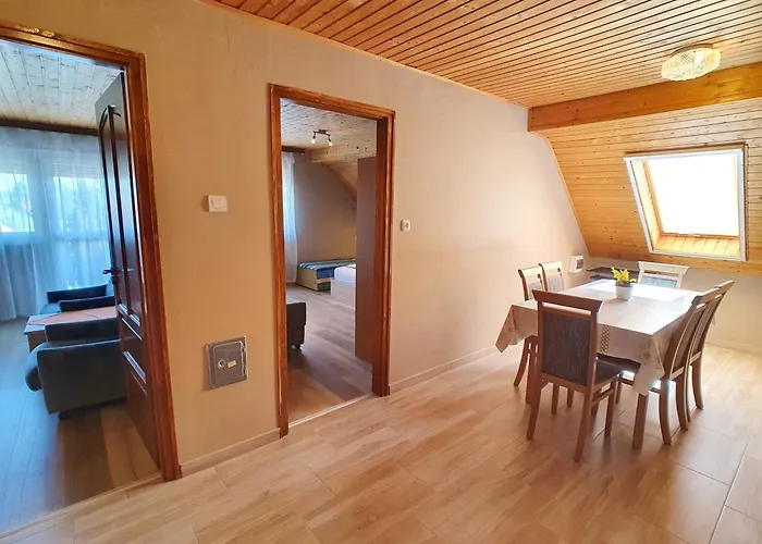 아파트 Edit - Biro Tours Nr 8 *