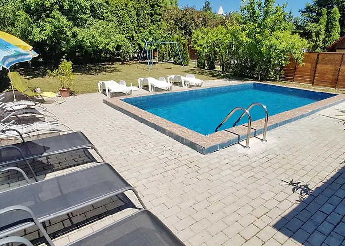 Edit - Biro Tours Nr 8 아파트 본보야크바세기