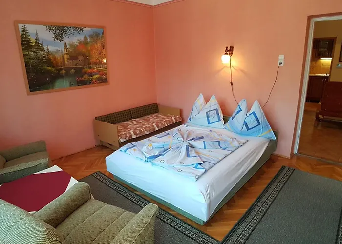 Edit - Biro Tours Nr 8 דירה *