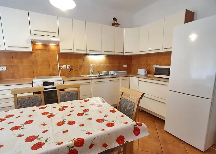 아파트 Edit - Biro Tours Nr 8 본보야크바세기