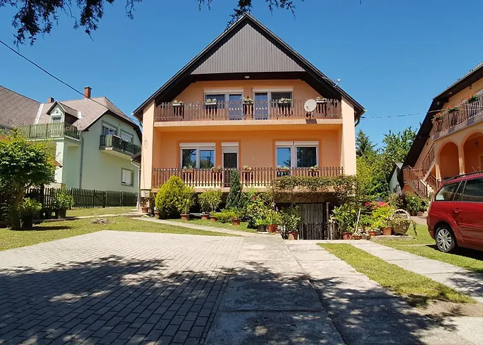 Edit - Biro Tours Nr 8 דירה פוניארצוושהג'