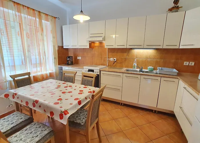 Edit - Biro Tours Nr 8